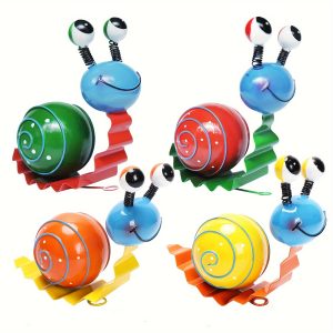 Metal Yard Art 4 PCS Cute Snails Garden Decor for Outside Lawn Patio Ornament Fence Decorations - (Yellow, Orange, Red, Green)