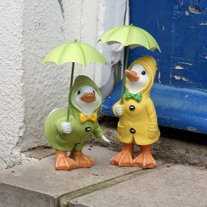 Set of 2 Resin Duck Figurines with Umbrellas - Indoor and Outdoor Collectible Statues for Various Room Types, Charming Tabletop Garden Decor, No Electricity Required